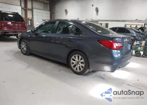 2015 Subaru Legacy 2.5I из США, поврежденный, VIN 4S3BNAA67F3020482